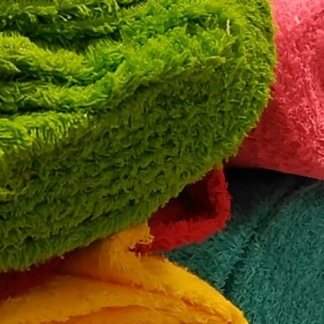 Tela rizo de toalla en varios colores.
